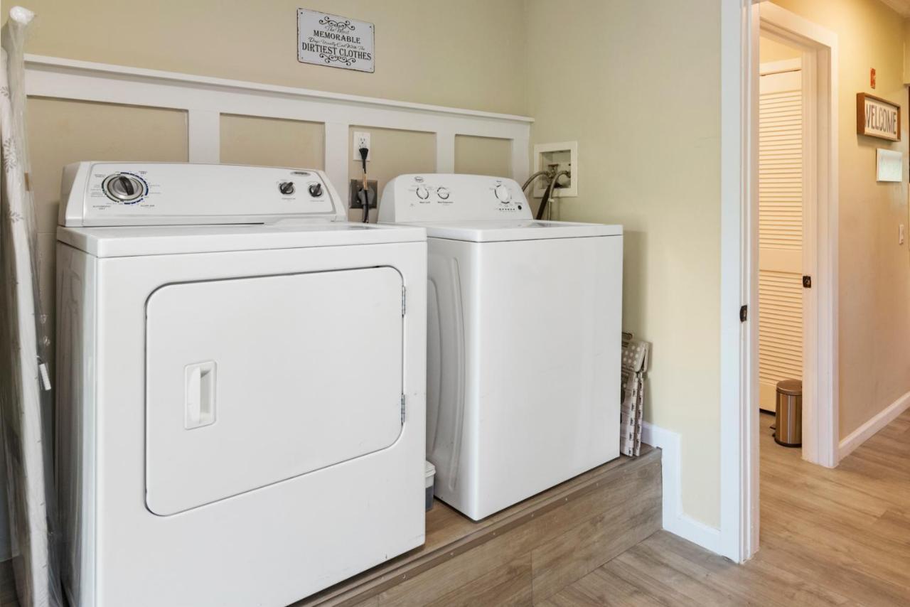 Fantastic Retreat 5Min From Village With Media Room, Ac And Sauna! Stowe Exterior photo